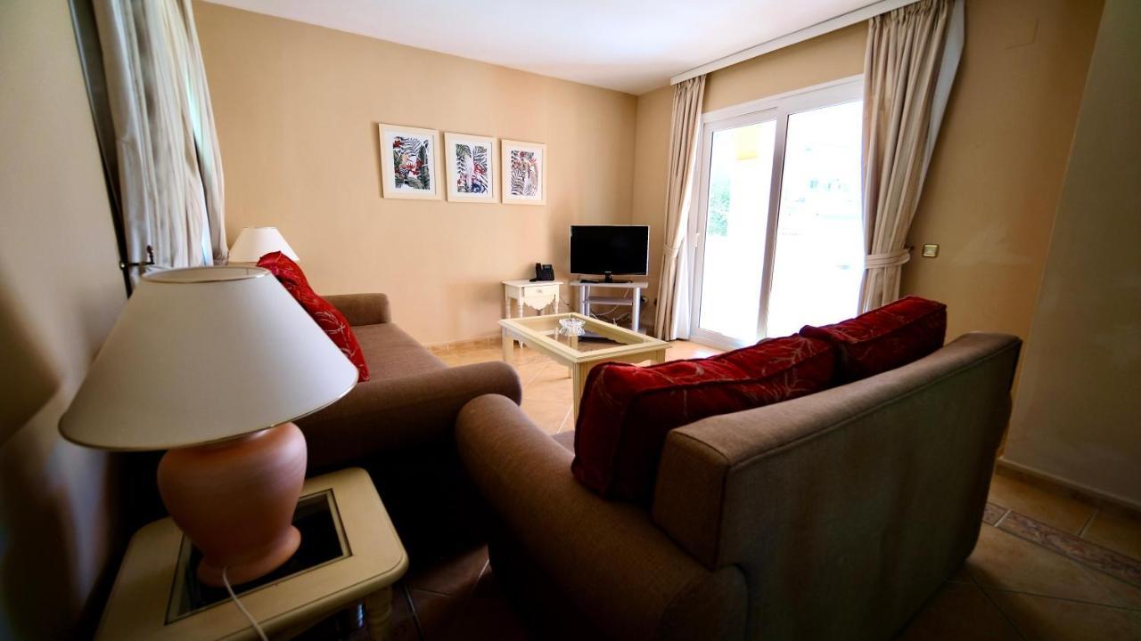 At Club Playa Real Apartment